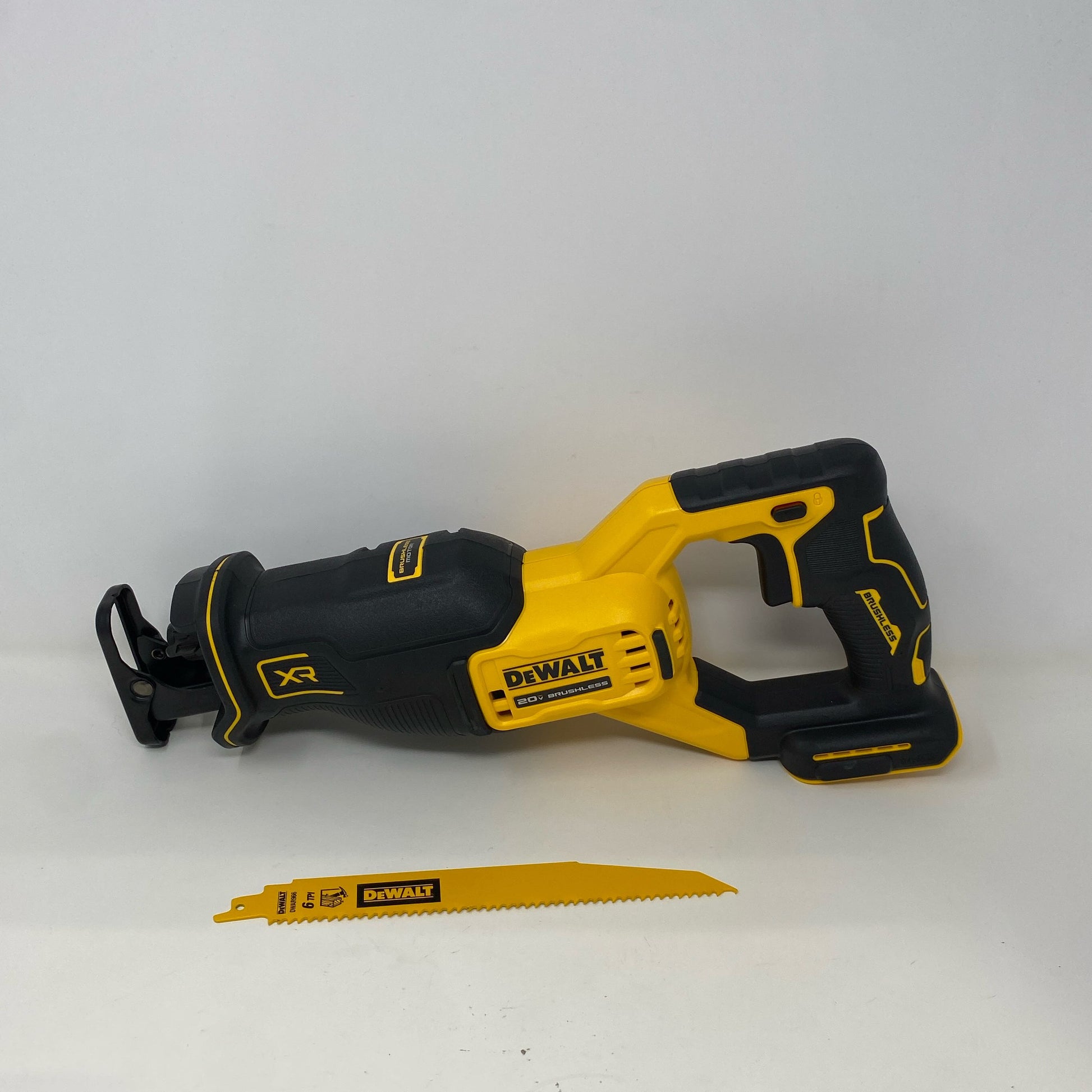 Front-UNT127159N8W
