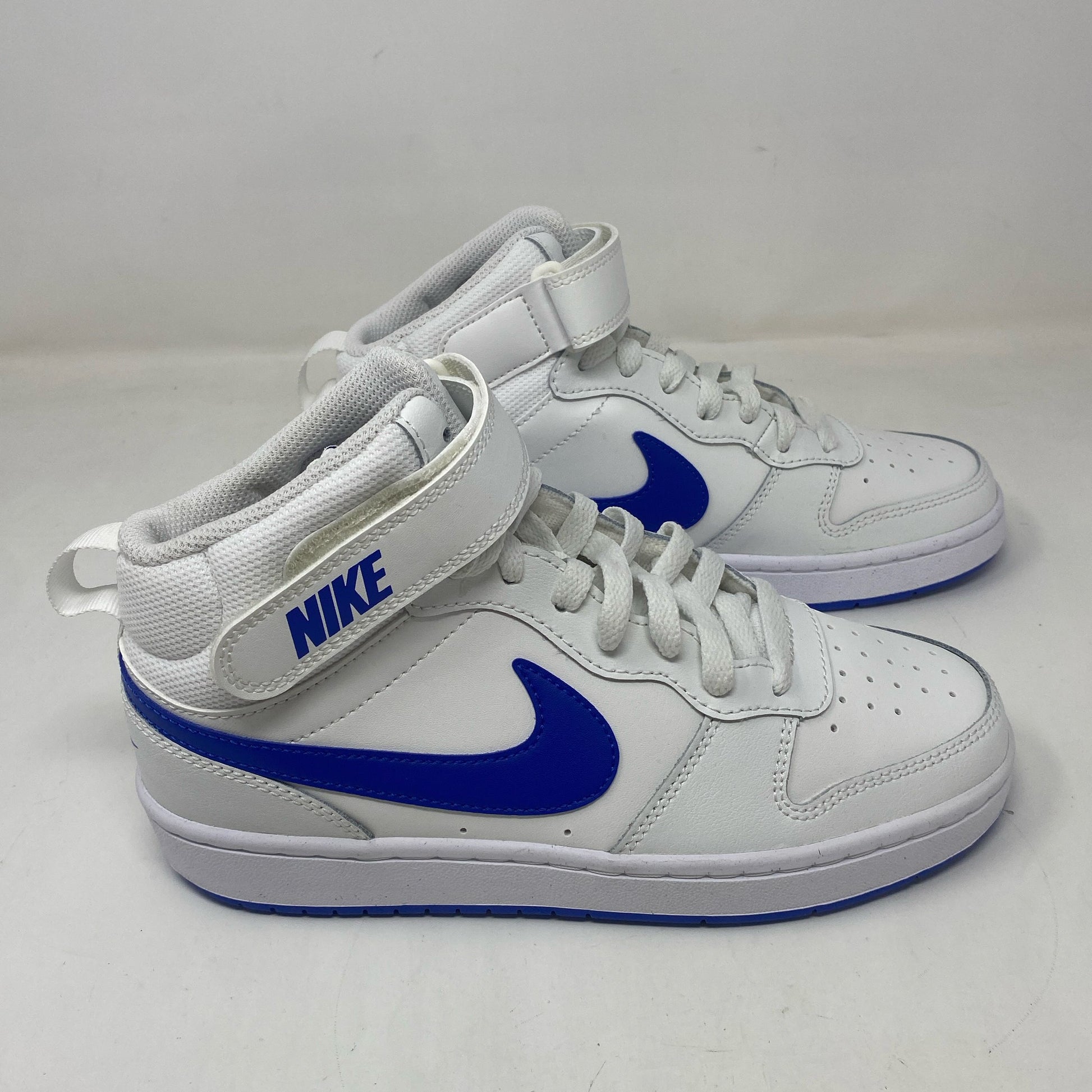 Front-UNT909881MNL