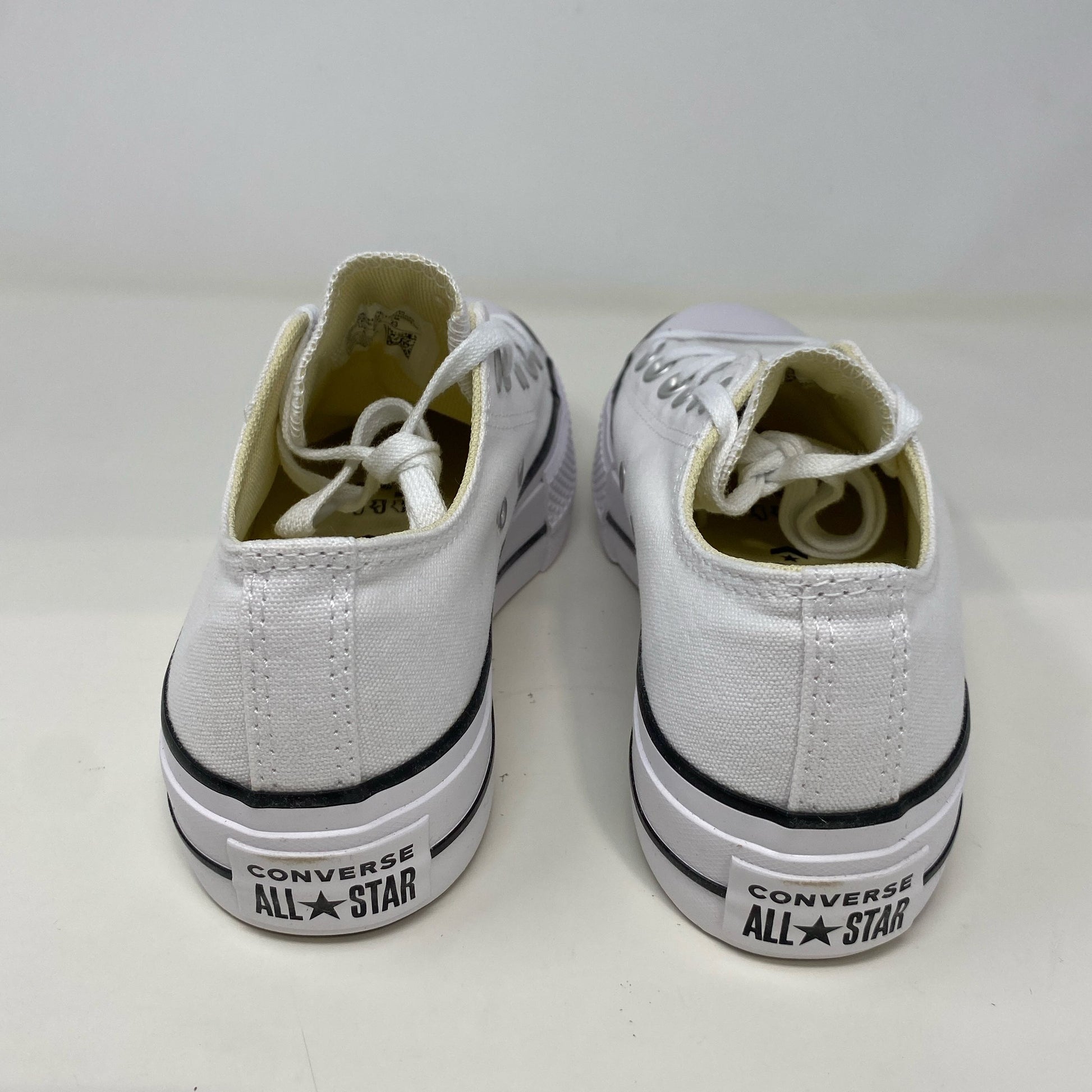 Left-UNT684927KYY