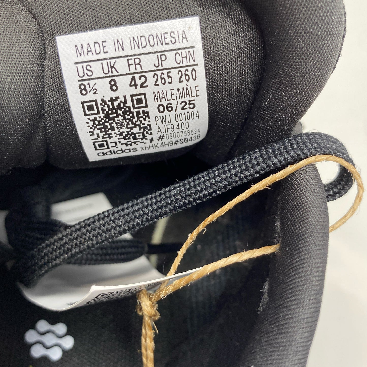 Serial #/Tag-UNT751070S3C