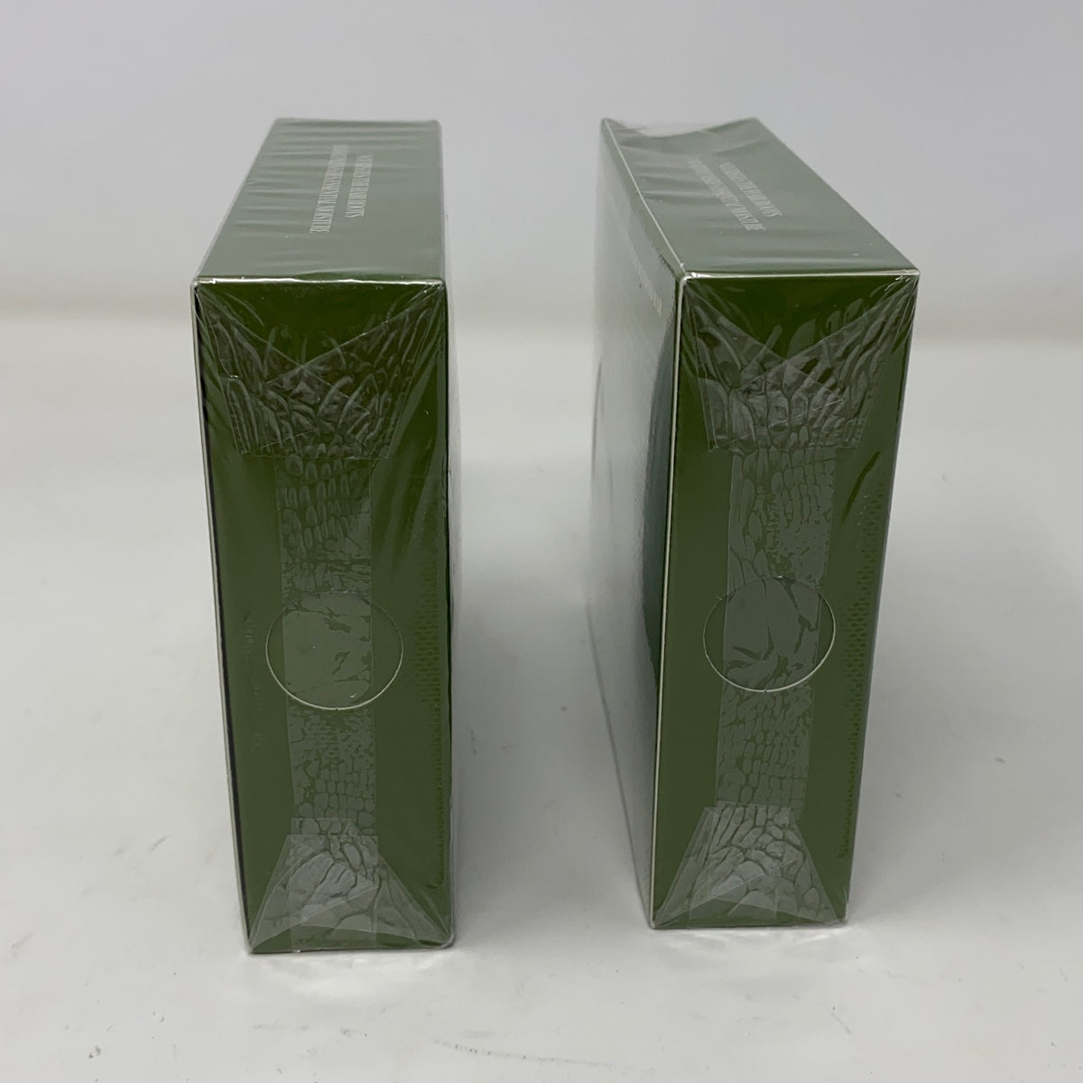 Left-UNT560595C4X