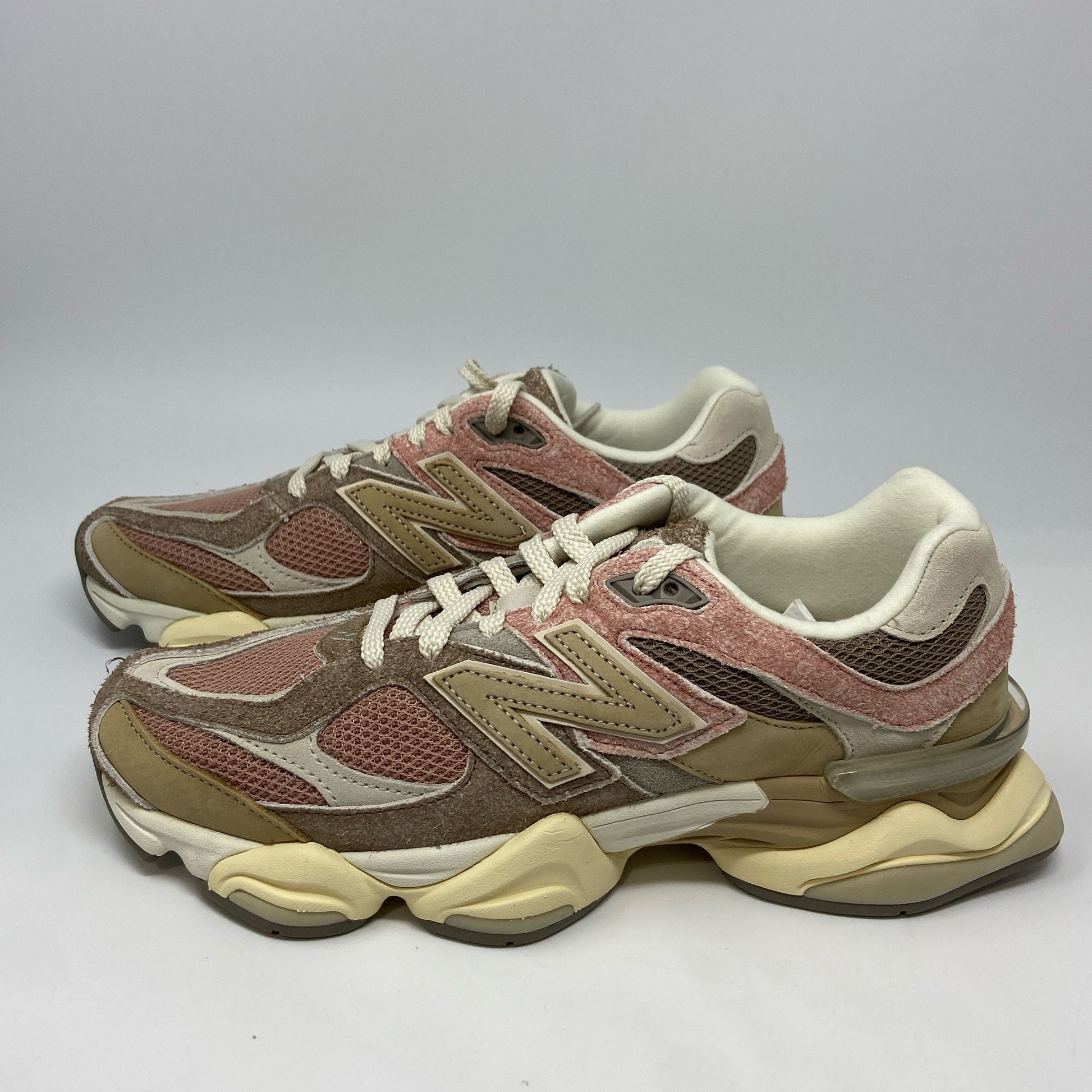Front-UNT510953DJC