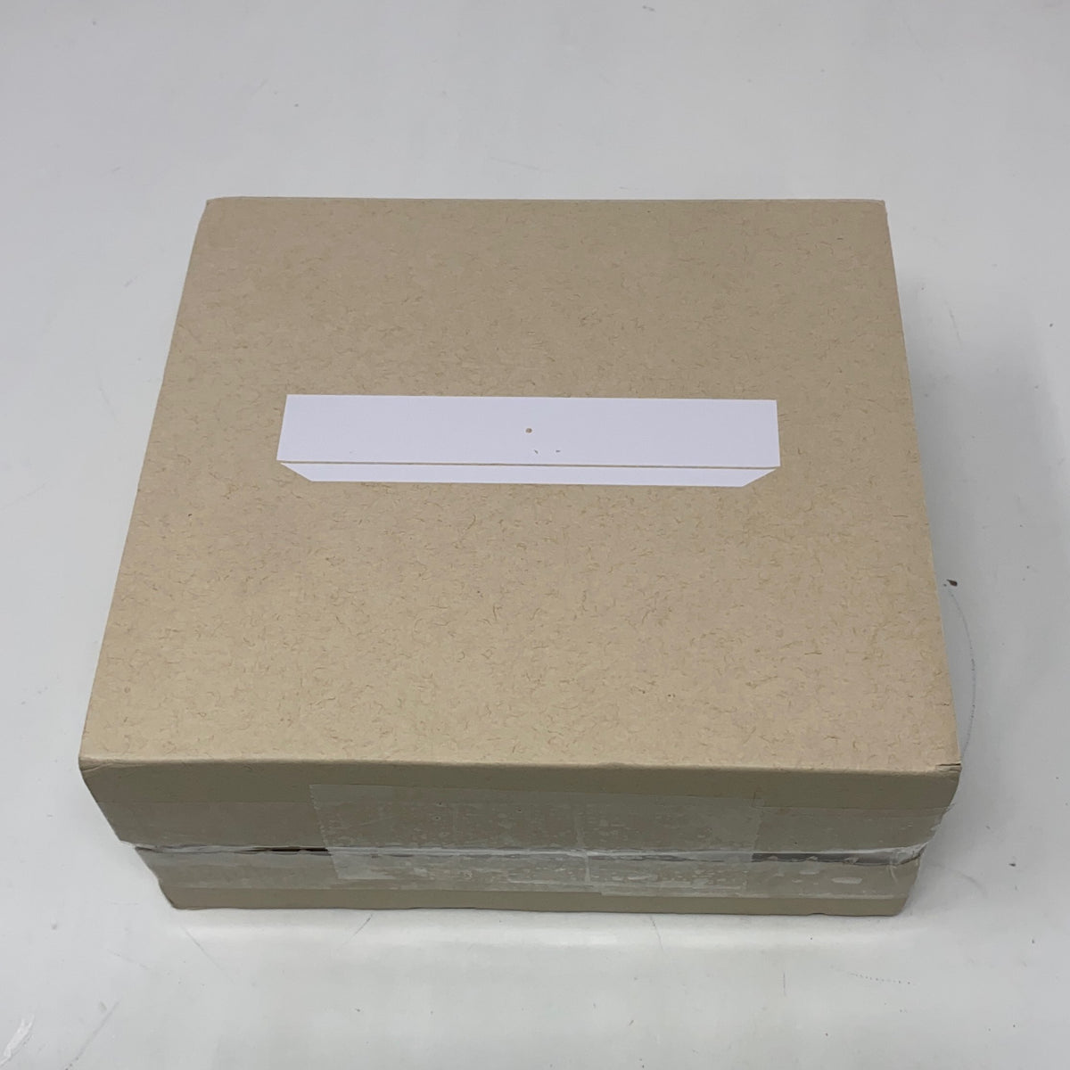 Front-LPNO619679377