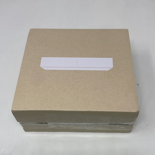 Front-LPNO619679377