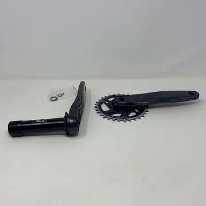 Left-UNT574275DCQ