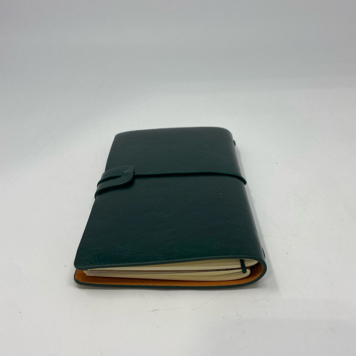 Back-UNT943342FQL