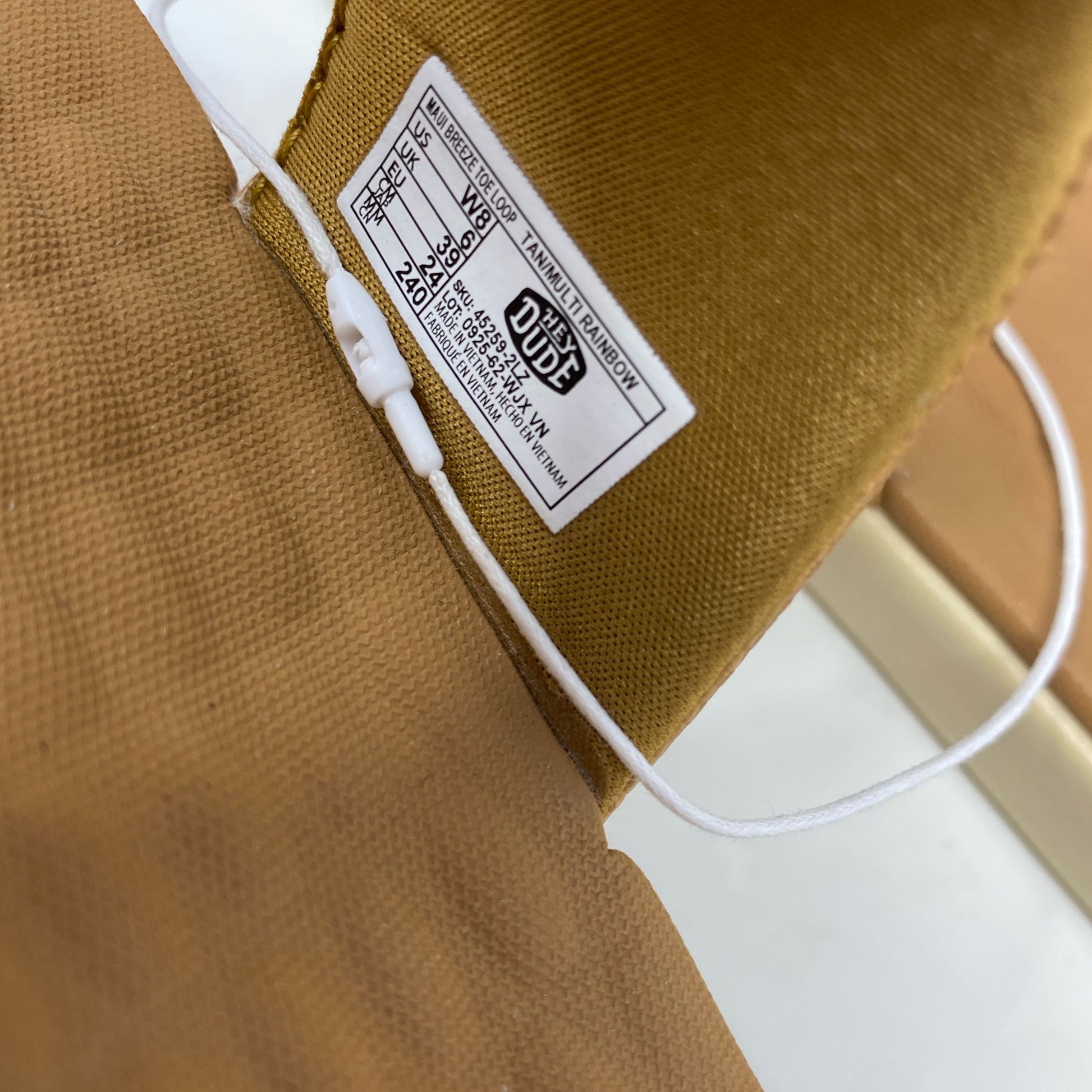 Serial #/Tag-UNT581895LSF
