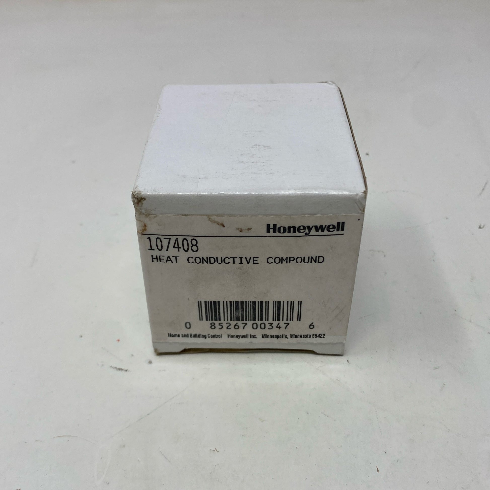Front-UNT5133985UV