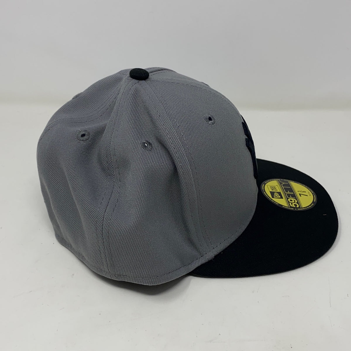 Left-UNT90785762X