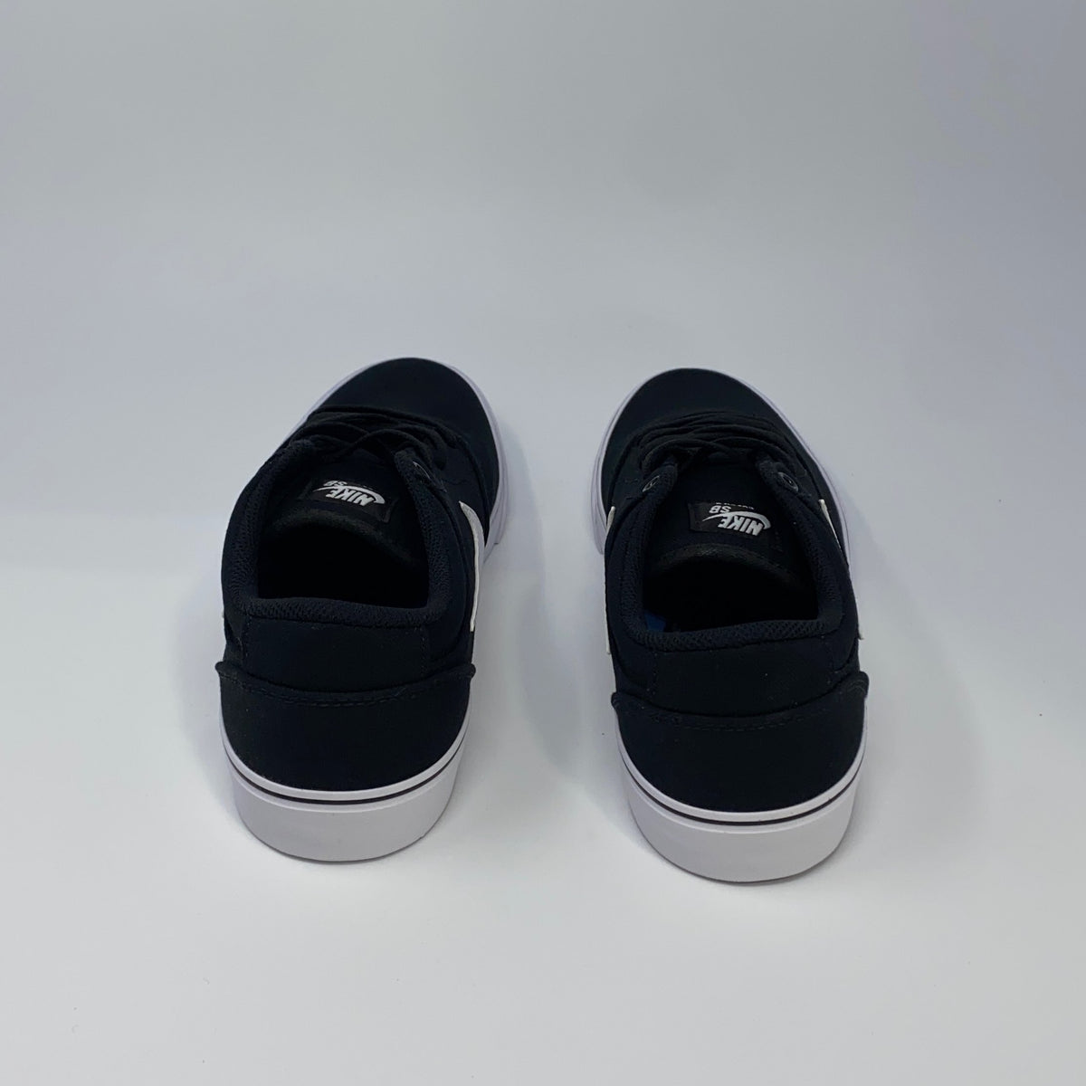 Left-UNT863868EYC