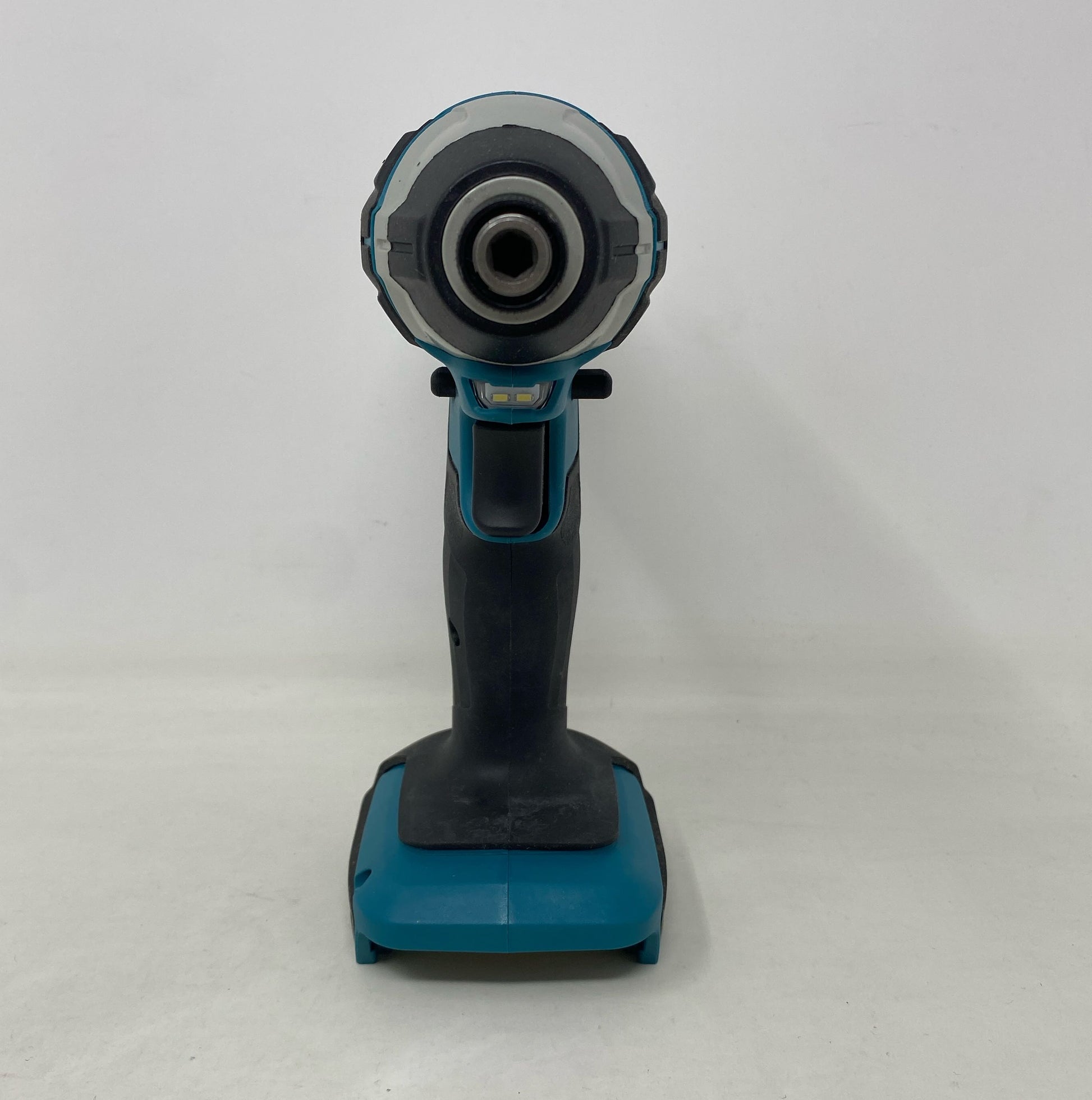 Right-LPNAC945987535