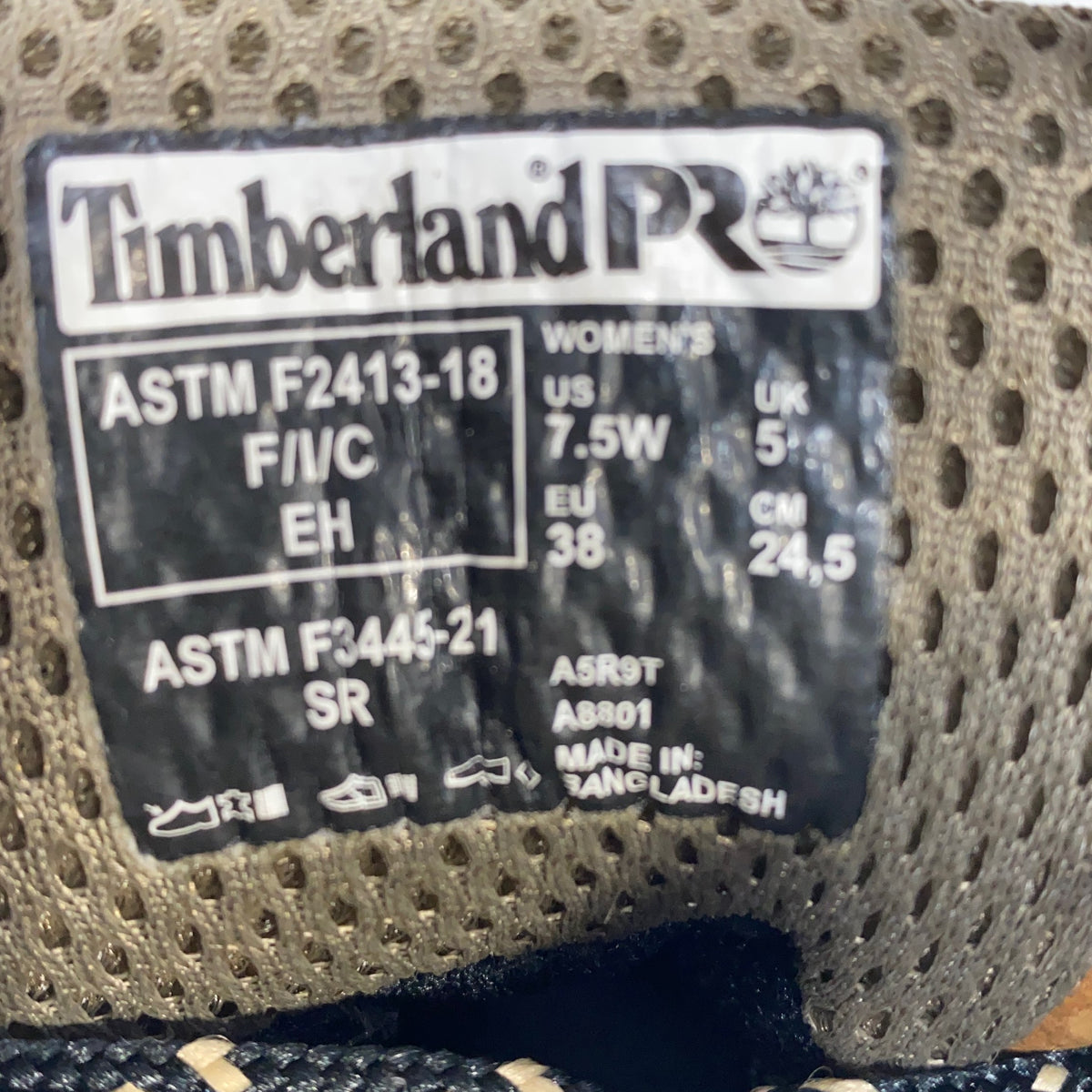Serial #/Tag-UNT257895FXE