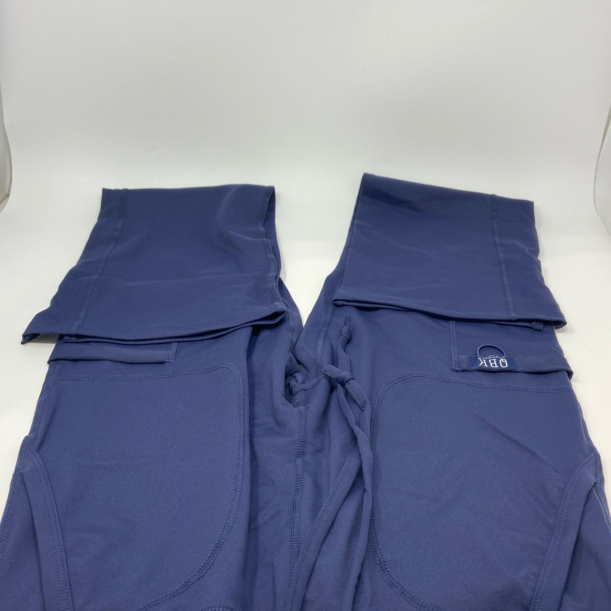 Back-UNT9328564S5