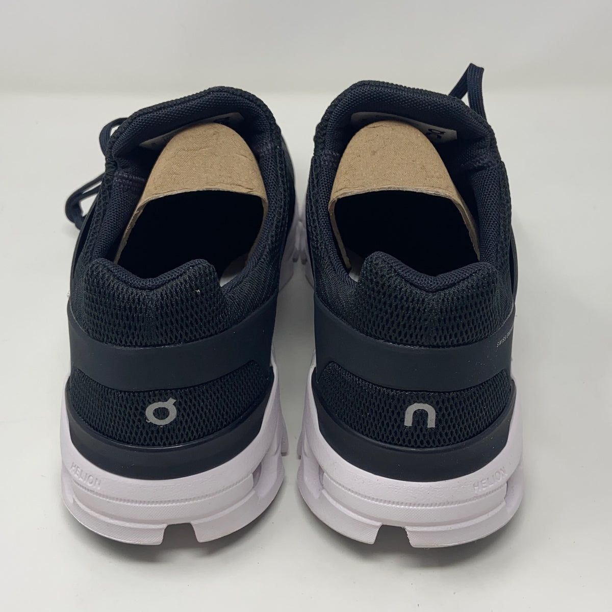 Left-UNT863039QM9