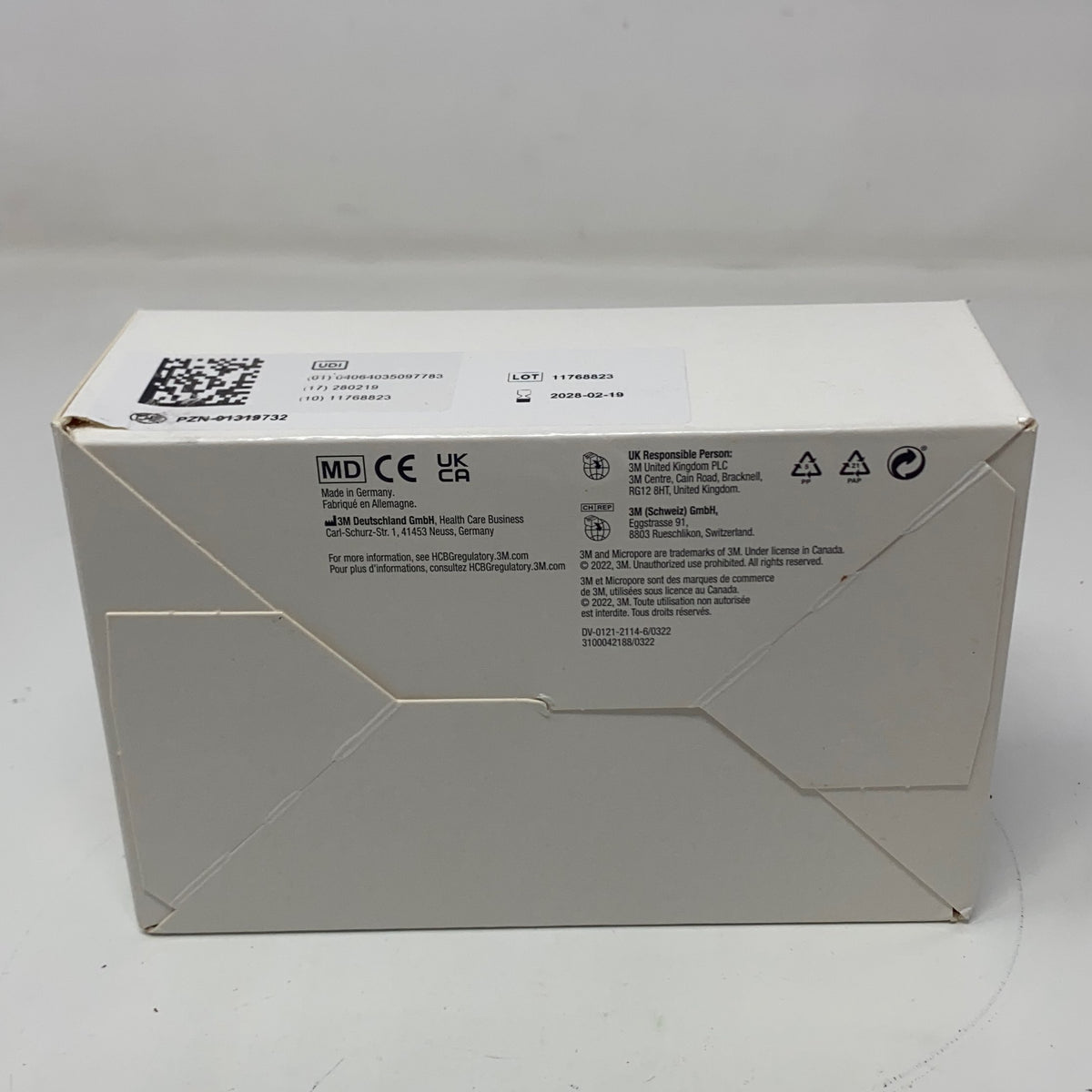 Back-UNT775995QOE3