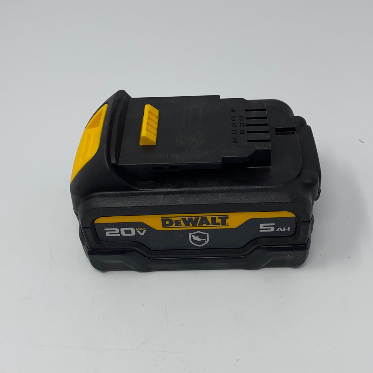 Front-UNT703084K5T
