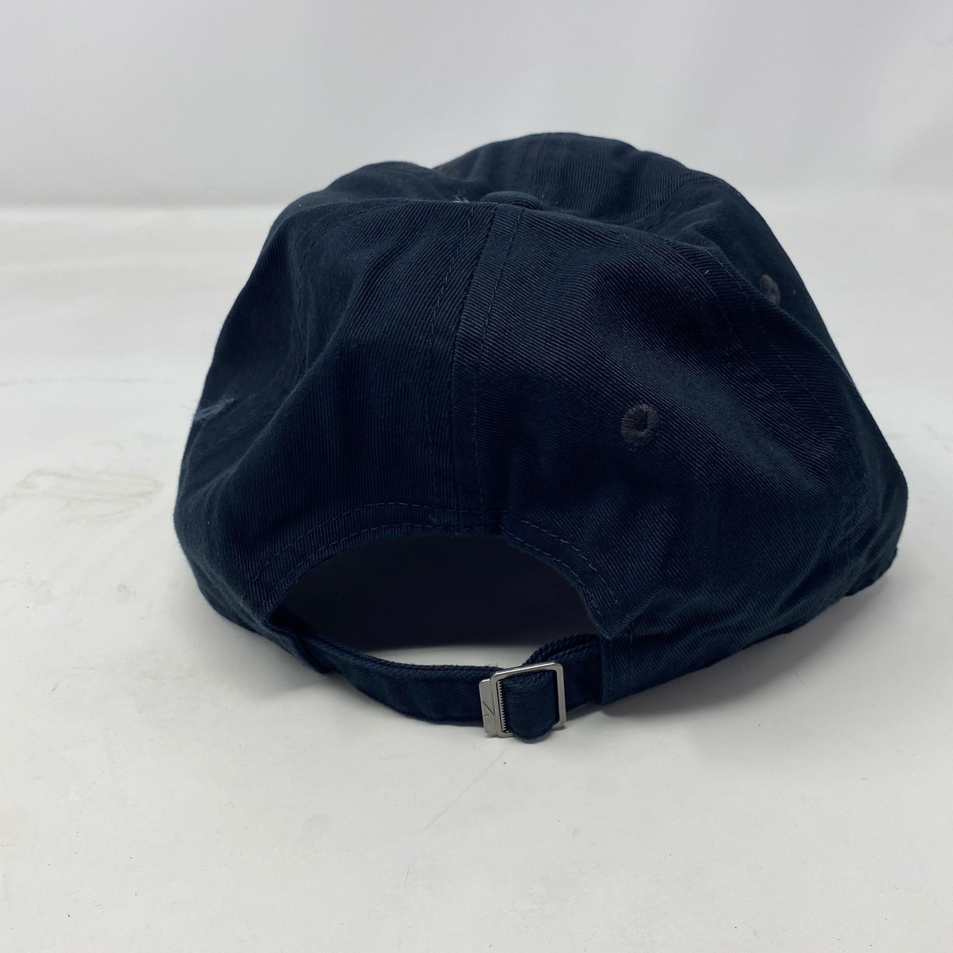 Back-UNT288606GG2