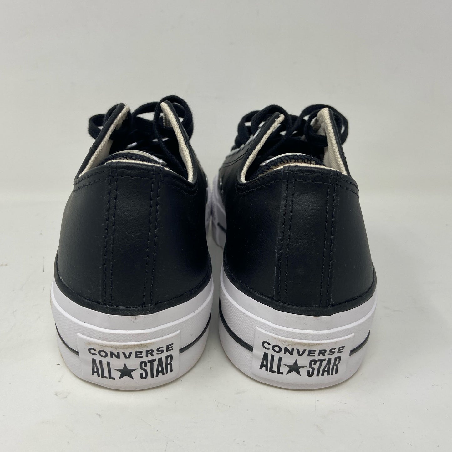 Right-UNT020819I2B