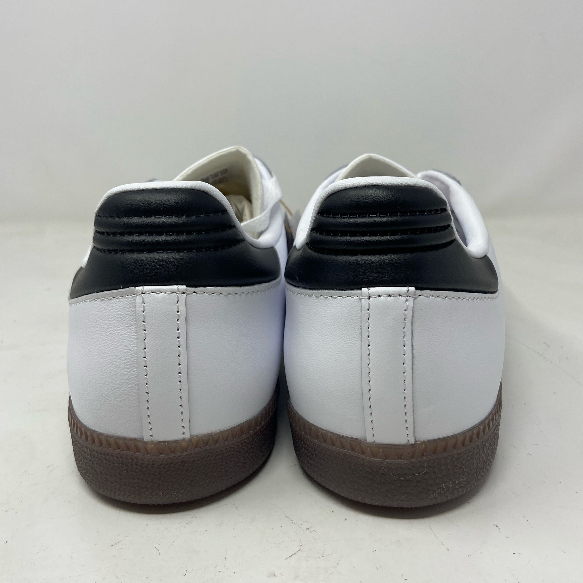 Back-UNT199204Q8X
