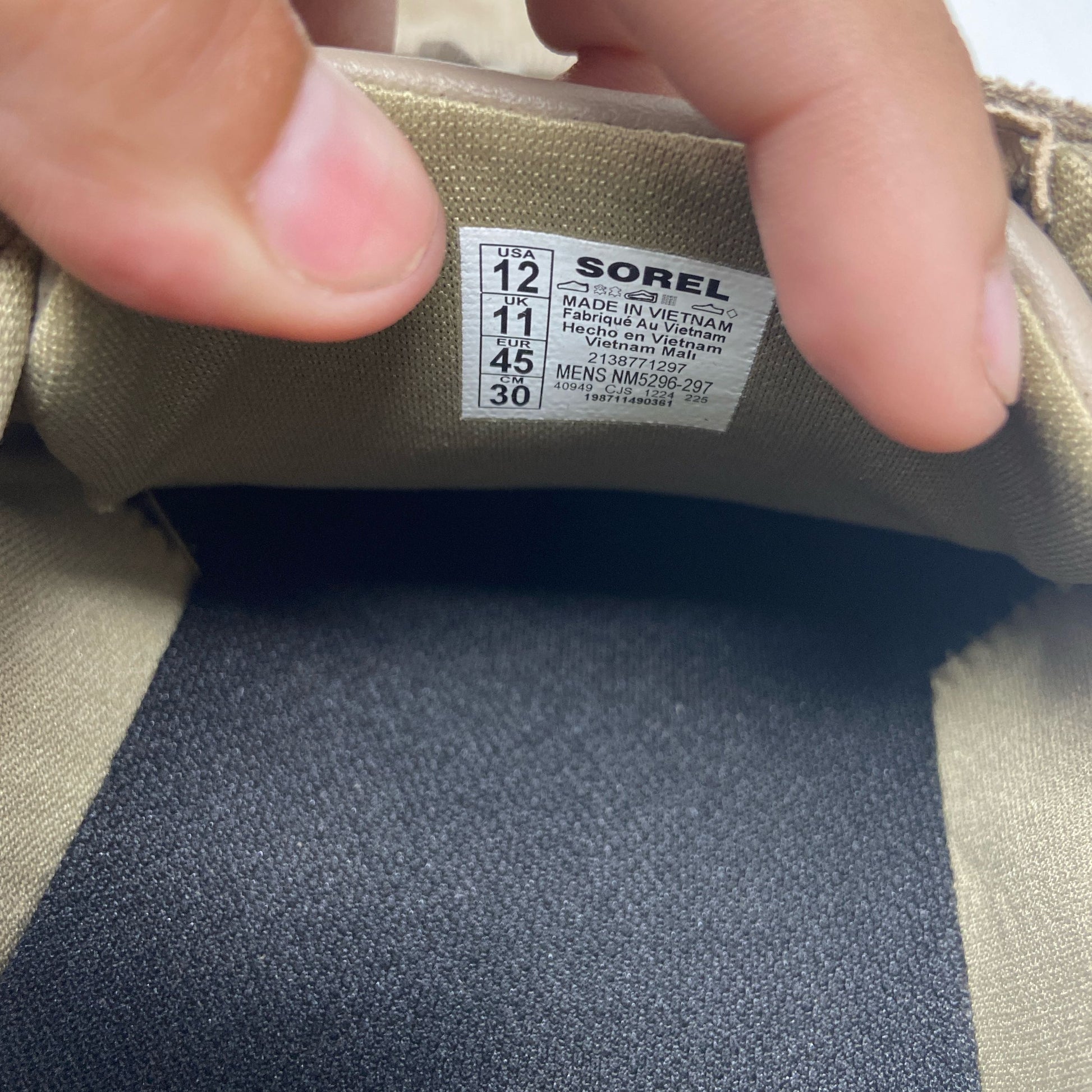 Serial #/Tag-UNT028673OQ3