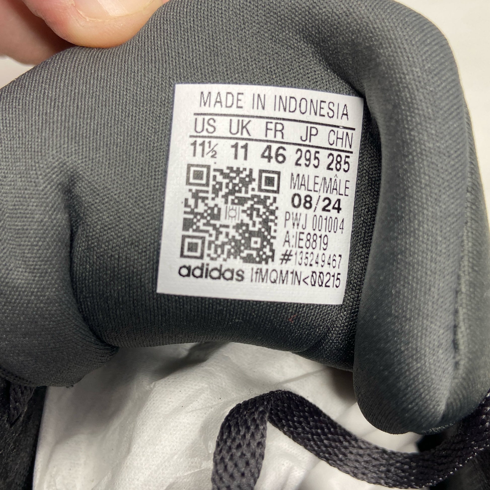 Serial #/Tag-UNT8532730BF