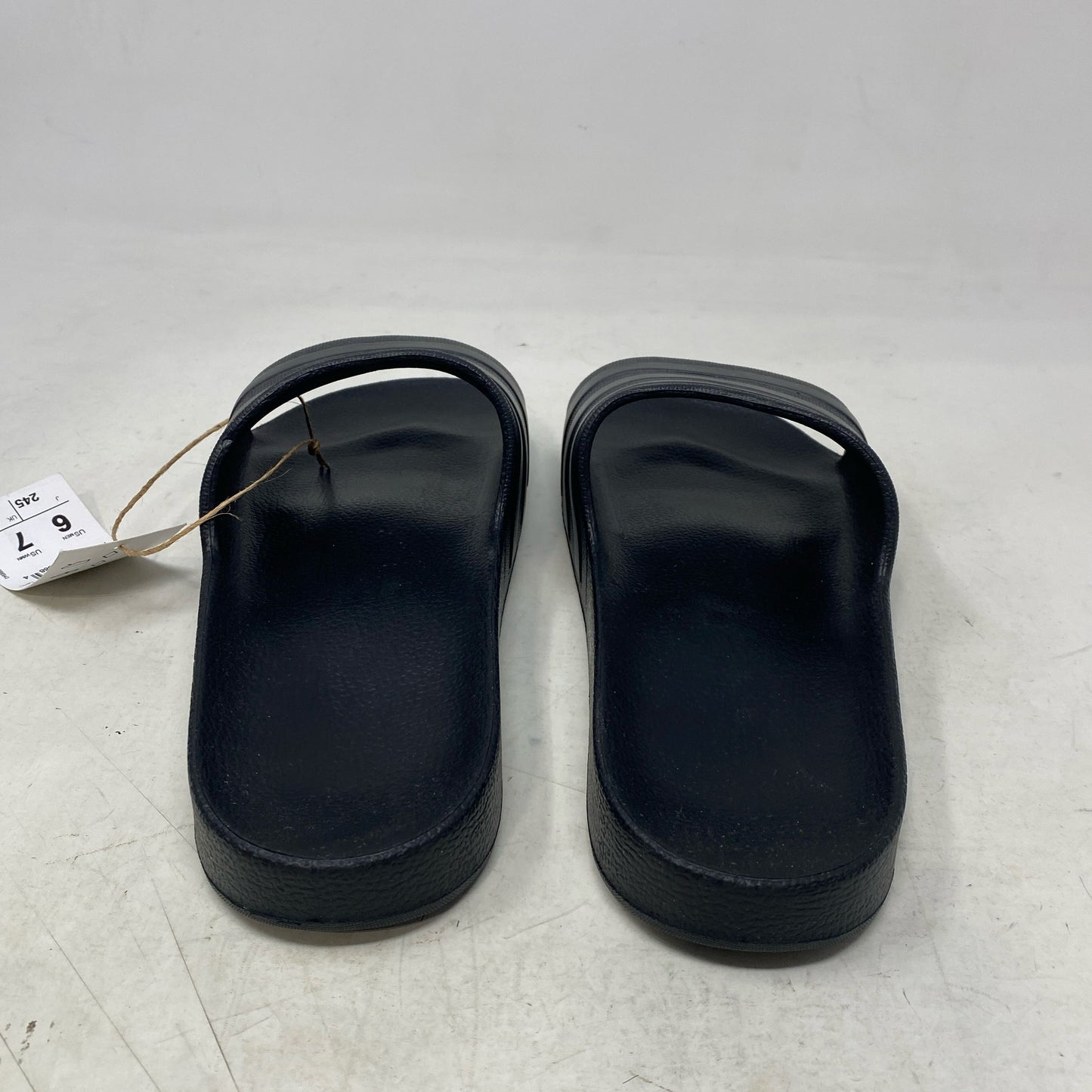 Back-UNT012583KAK