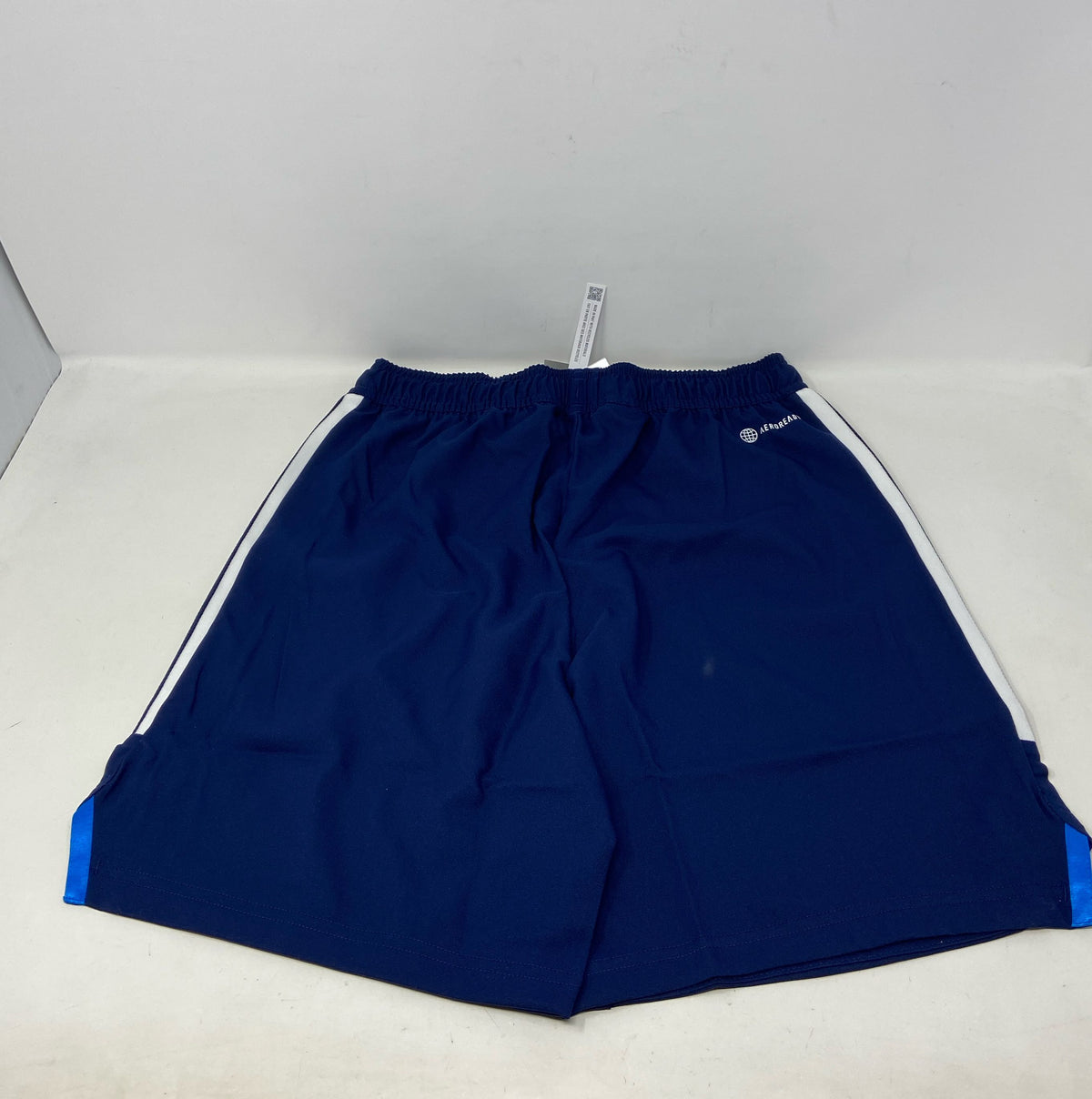 Back-UNT976039ZV2