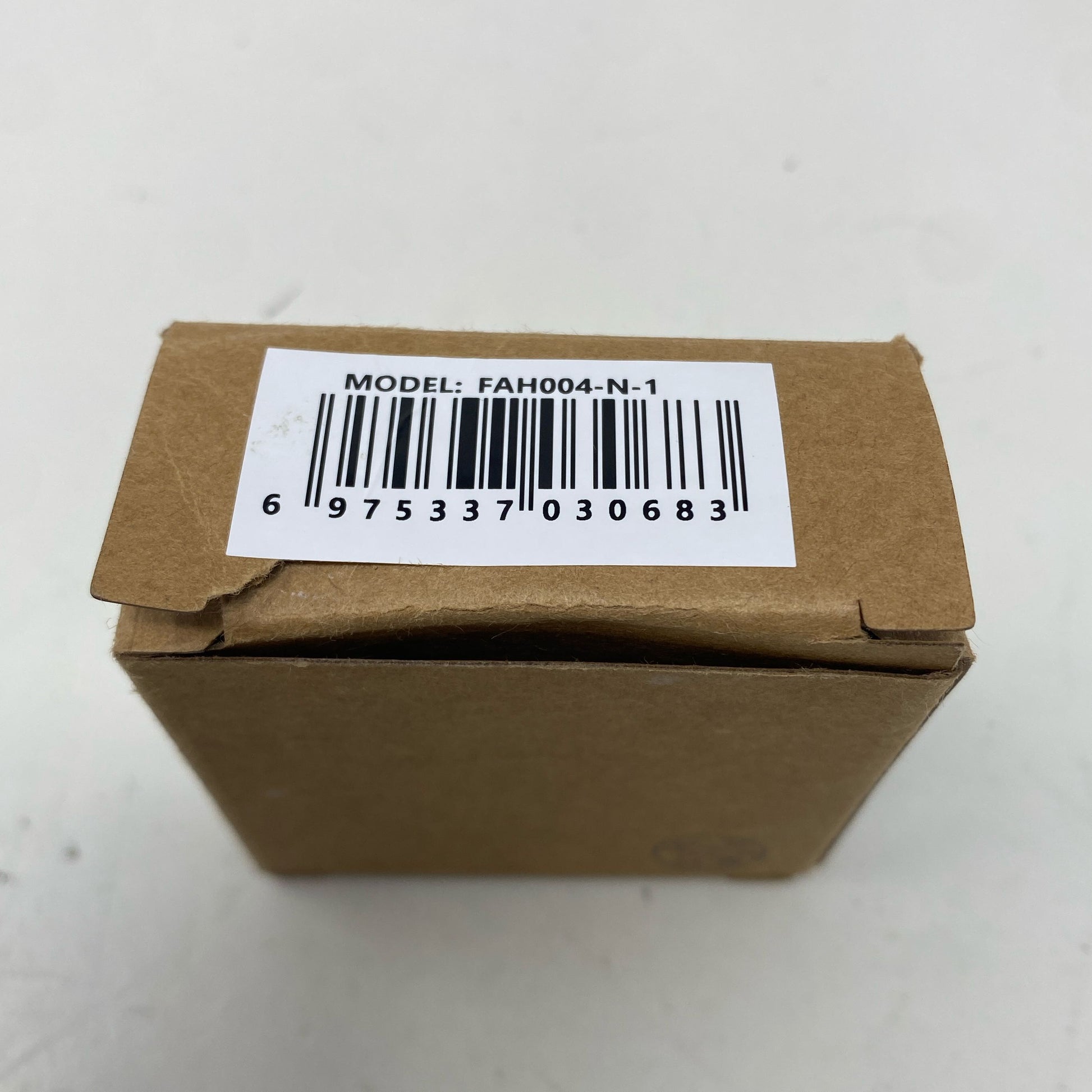 Serial #/Tag-UNT4166892Y8