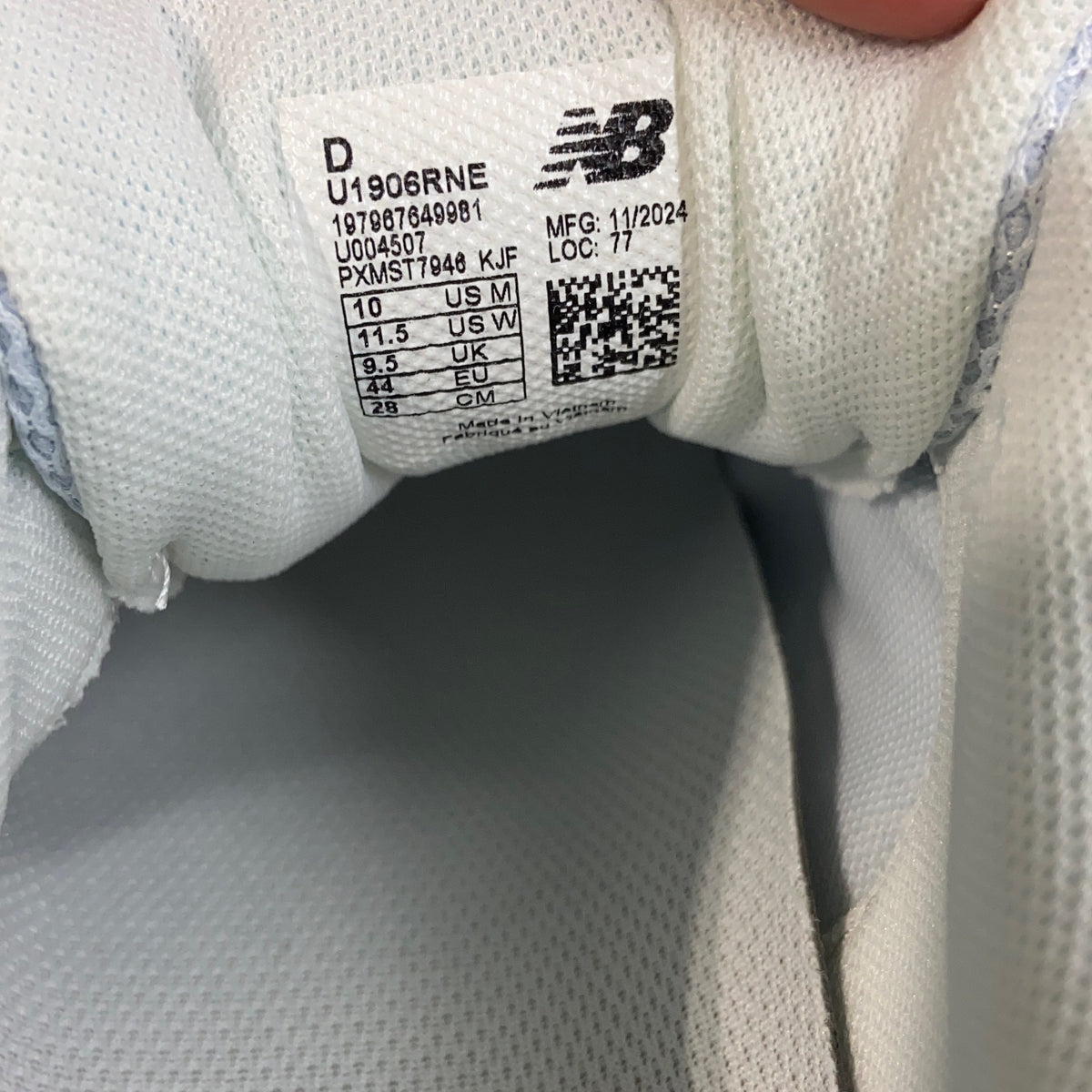 Serial #/Tag-UNT570004LZW