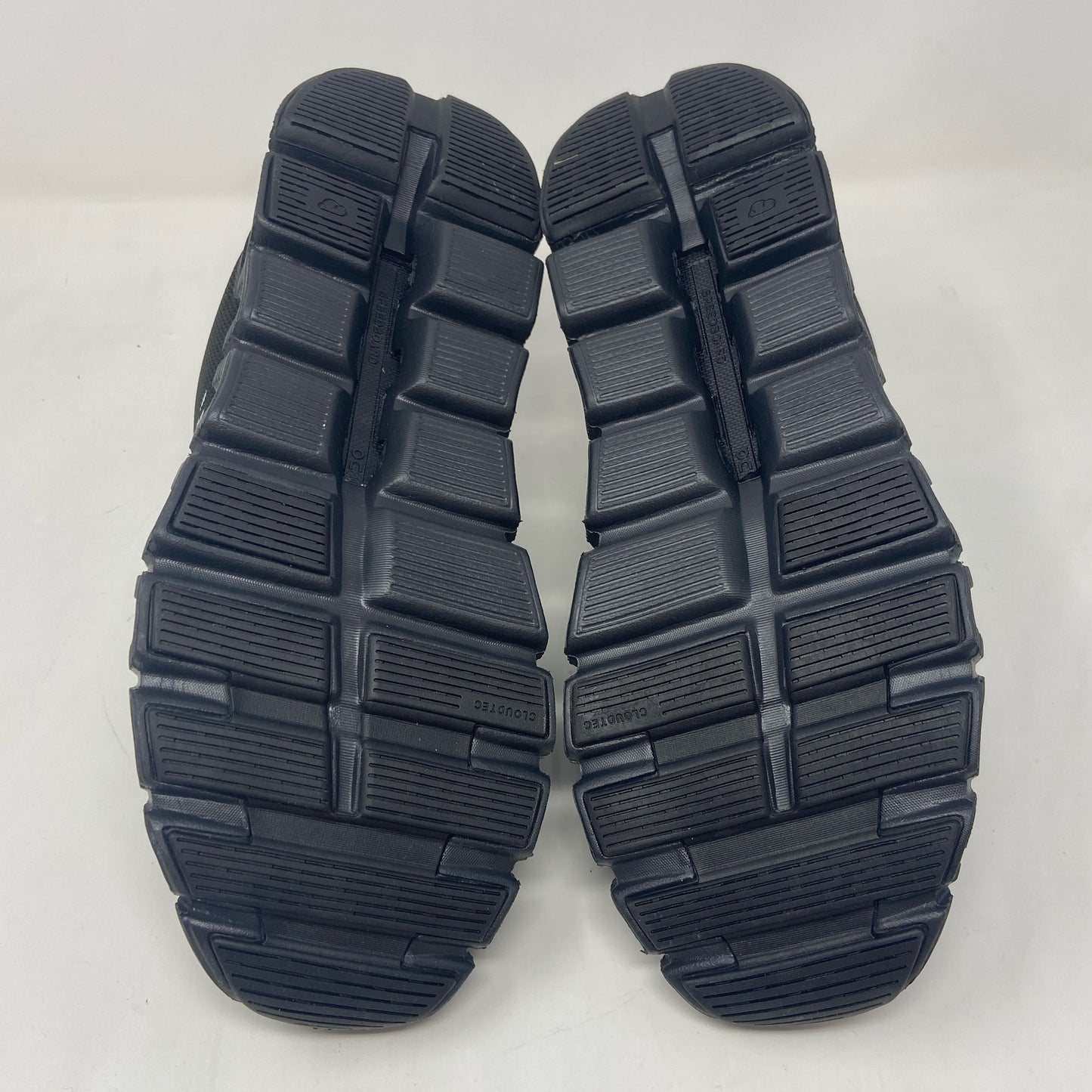 Bottom-UNT677640VV0