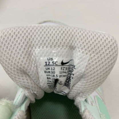 Serial #/Tag-LPNNC5H6ZM353