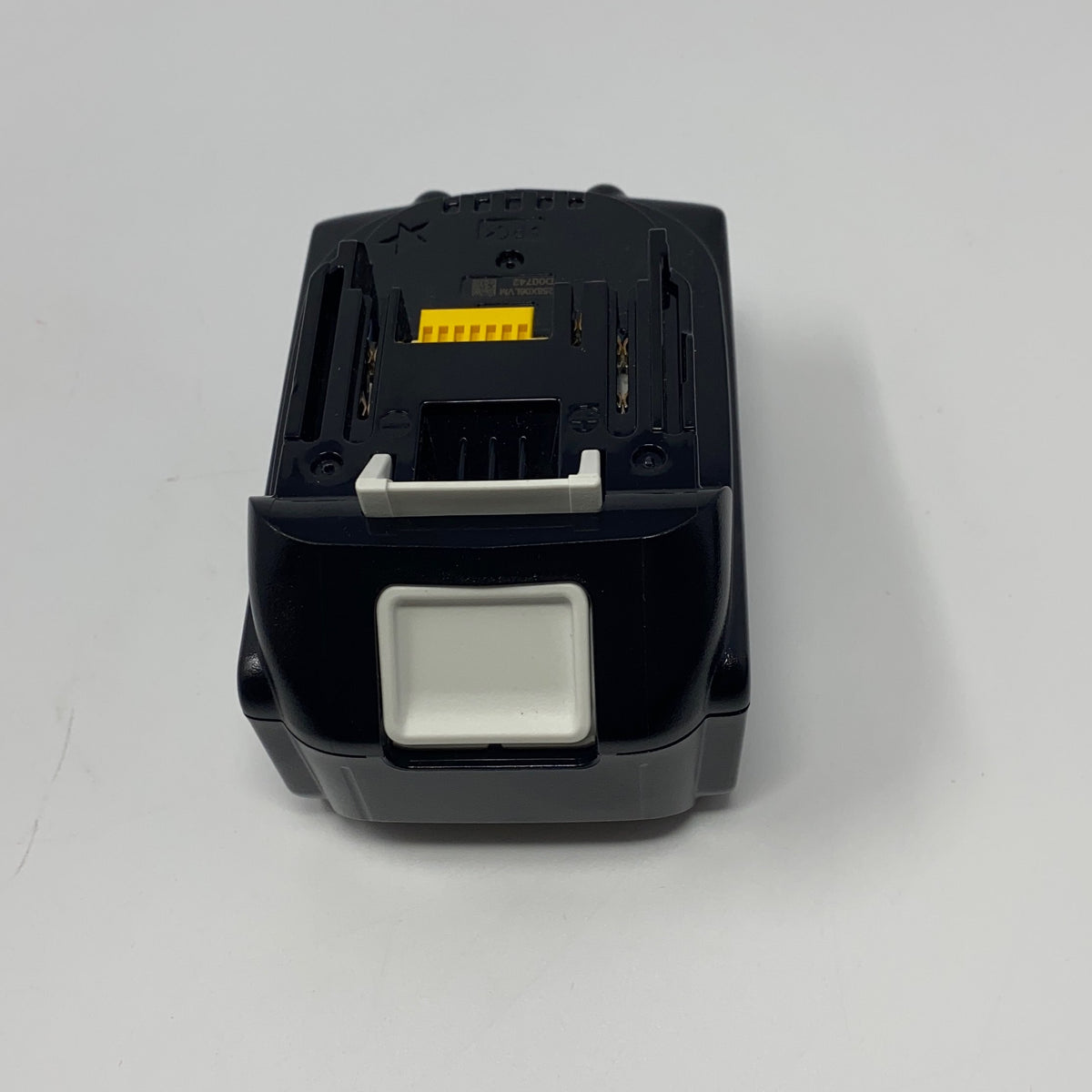 Back-LPNPMGF6685917