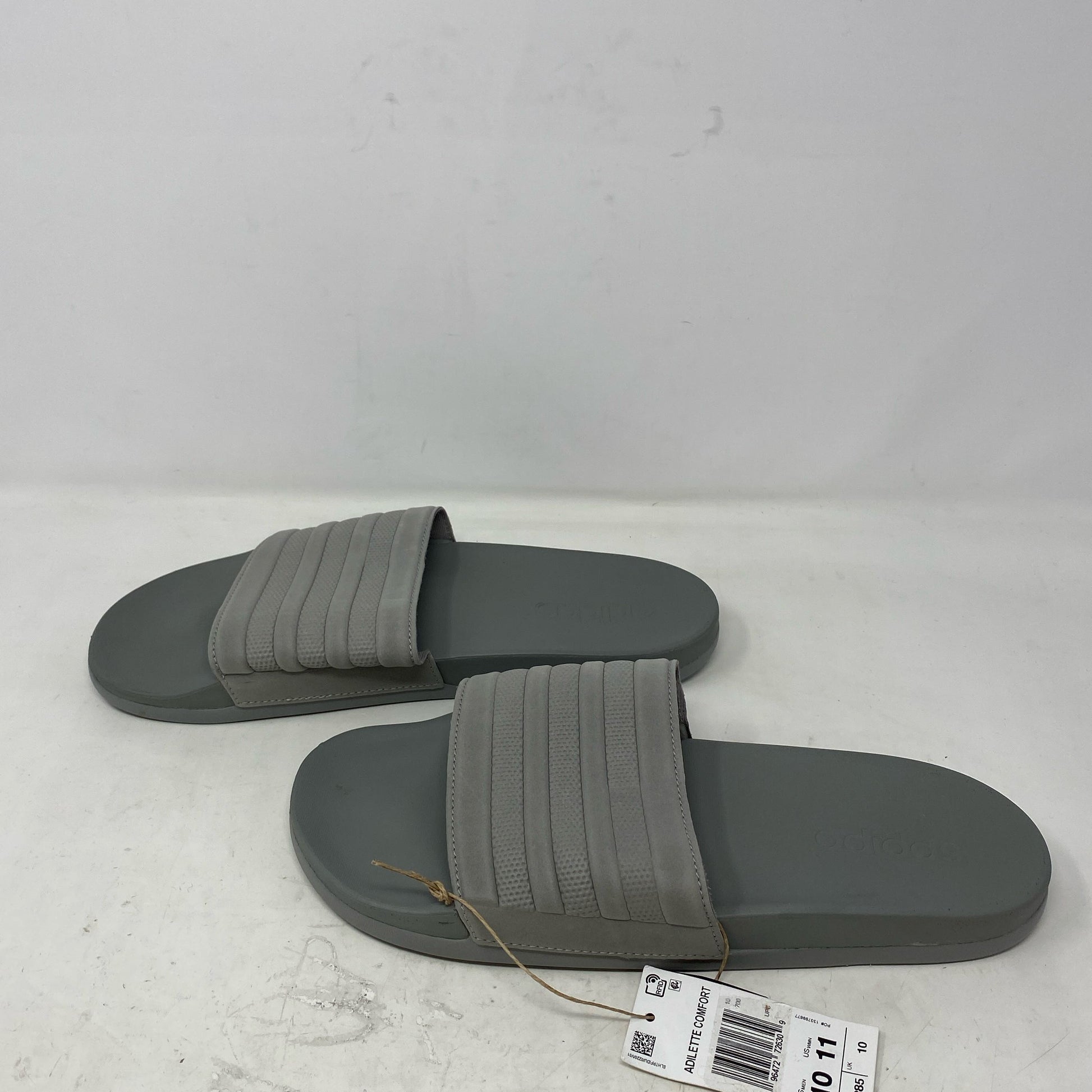 Back-UNT191548788