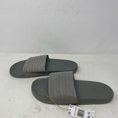 Back-UNT191548788