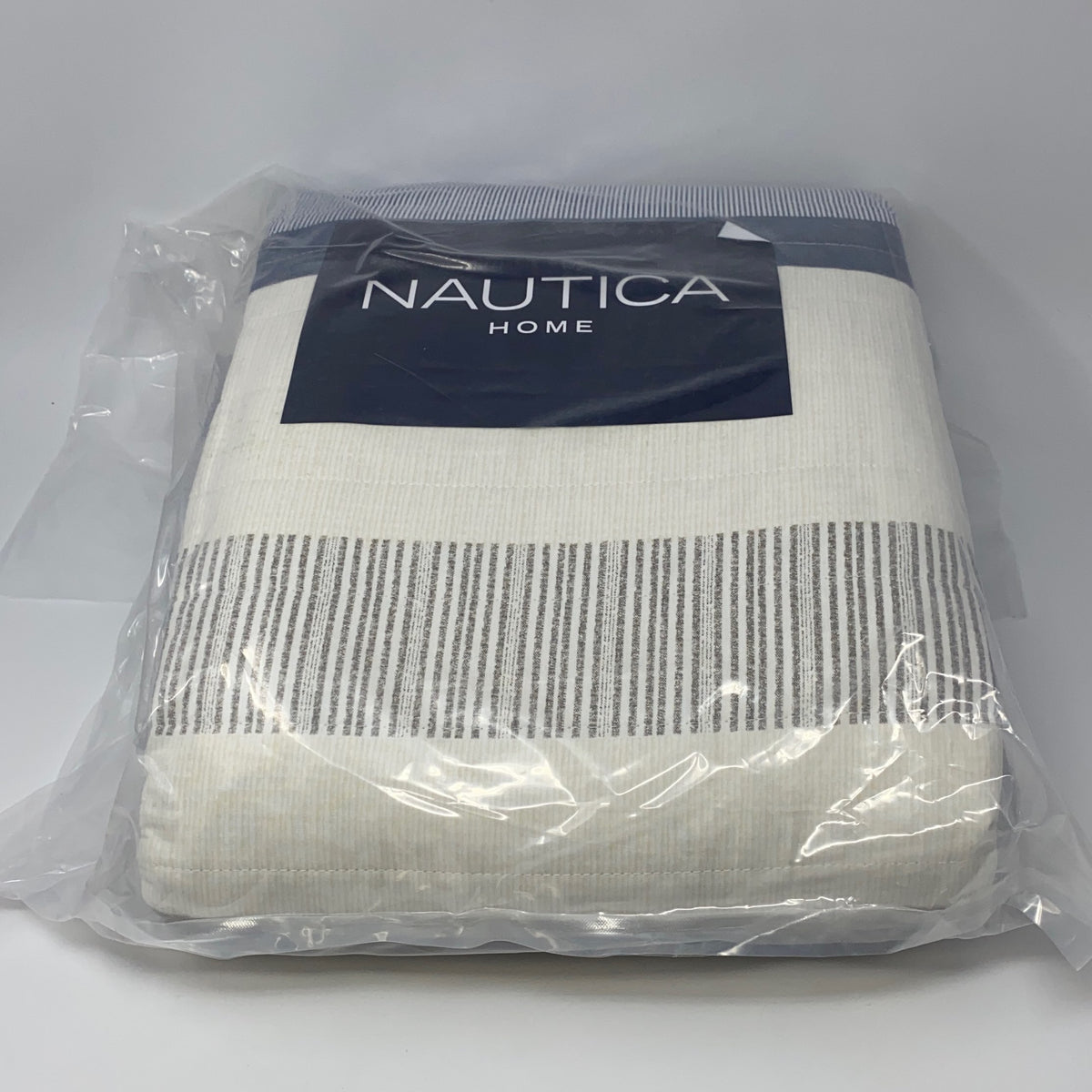 Front-UNT692957IDJ