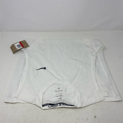 Back-UNT770360XQI