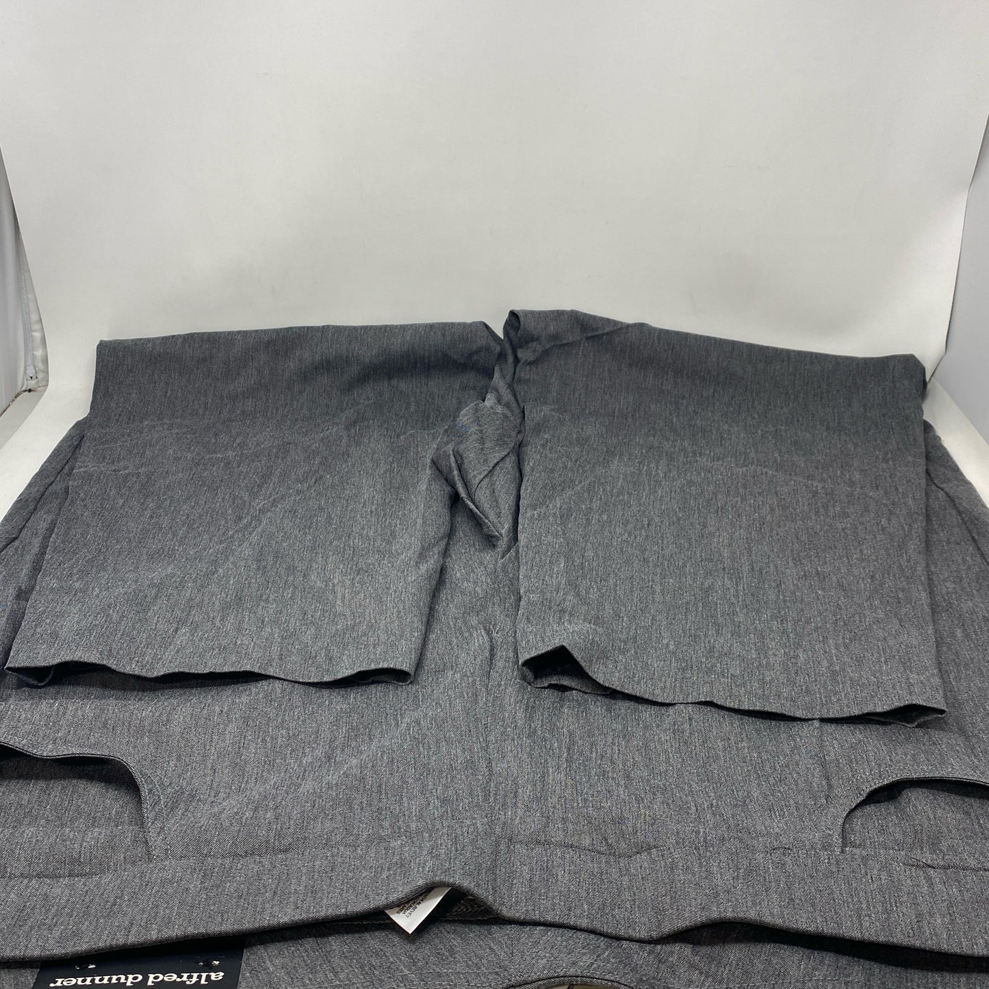 Back-UNT4097922V6