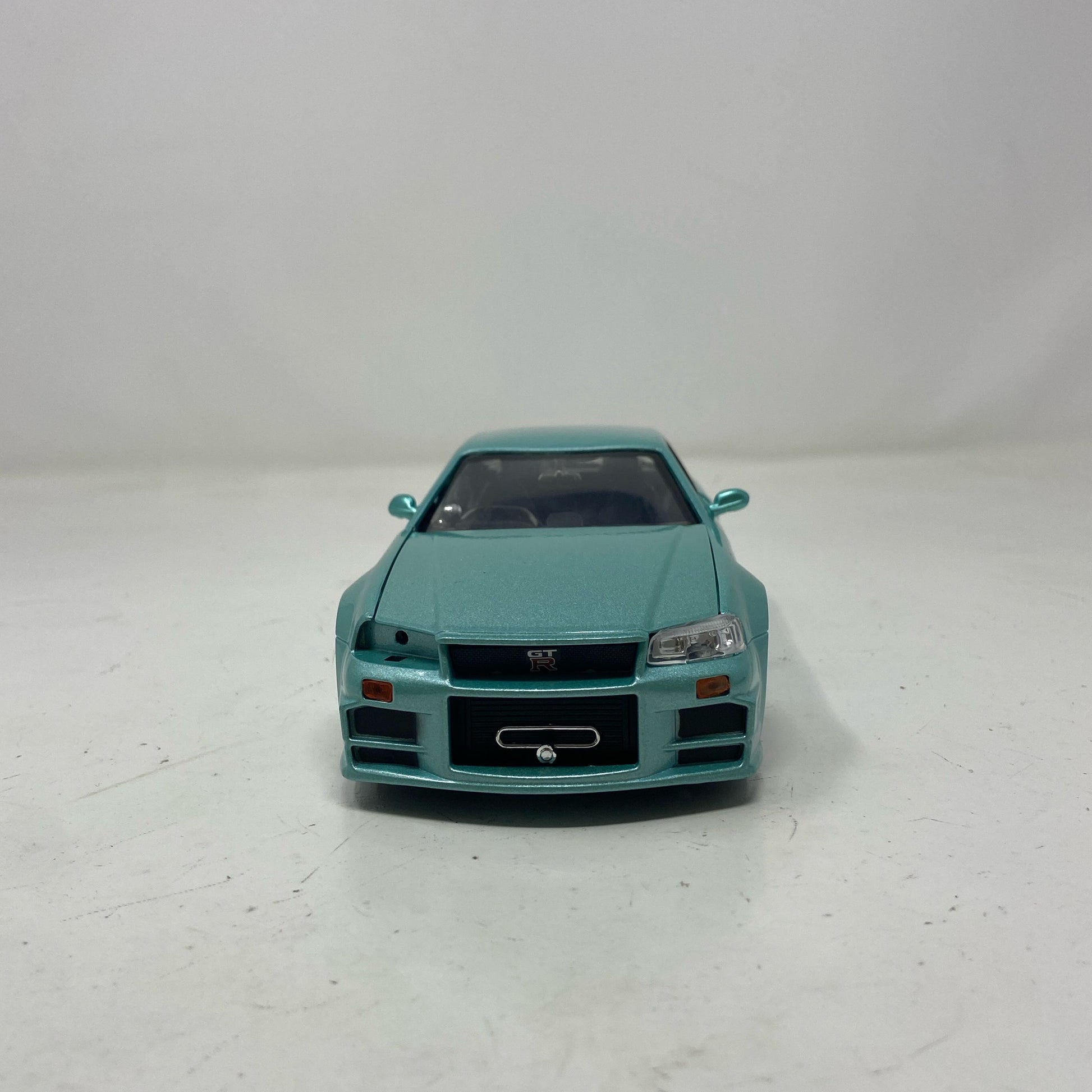 Front-UNT541234BG5